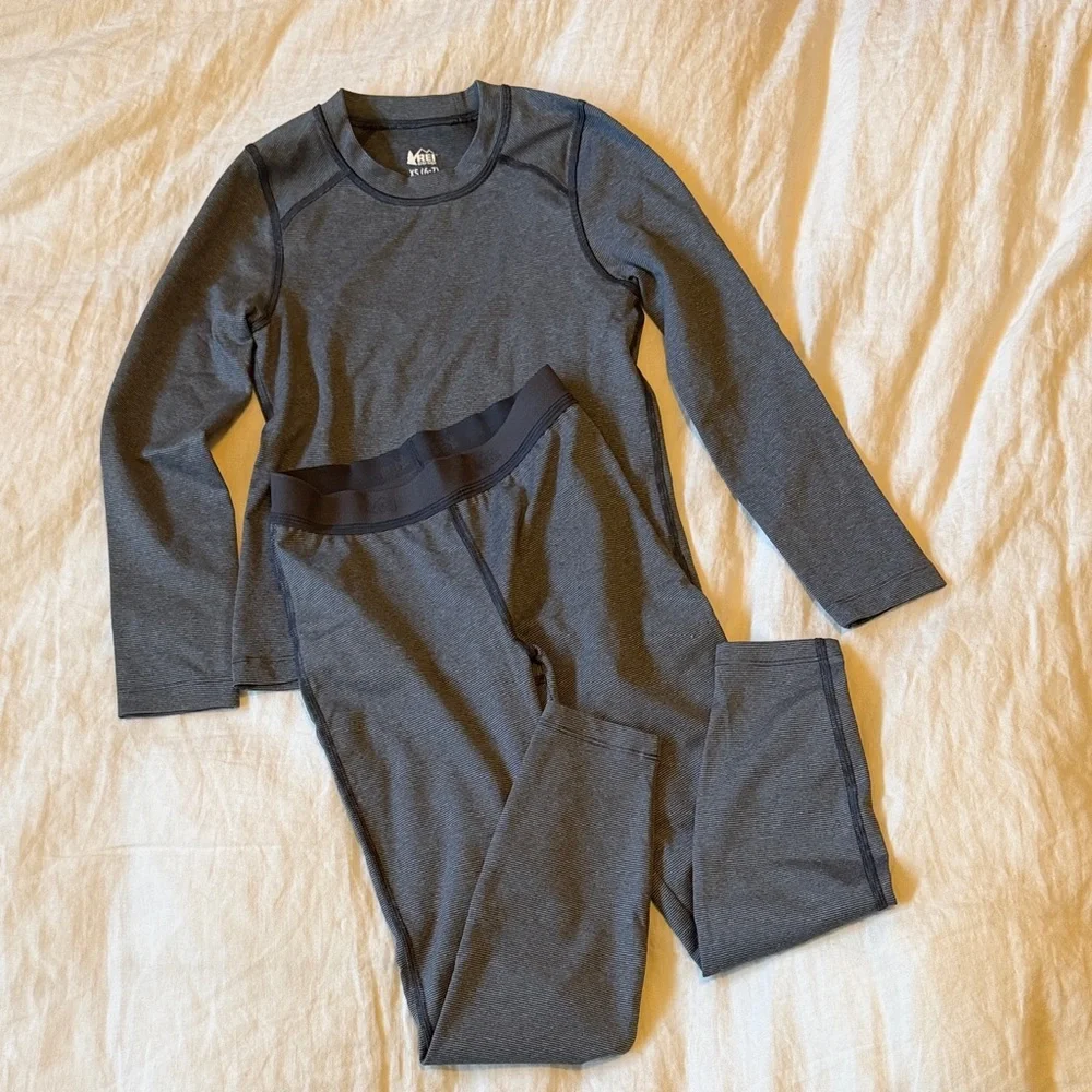 REI Co-op Kids Base Layer Shirt & Pants Set Gray XS 6–7